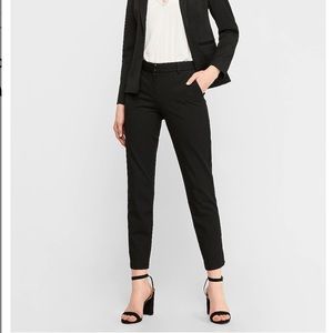 Express- Columnist skinny mid rise dress pant (00R)